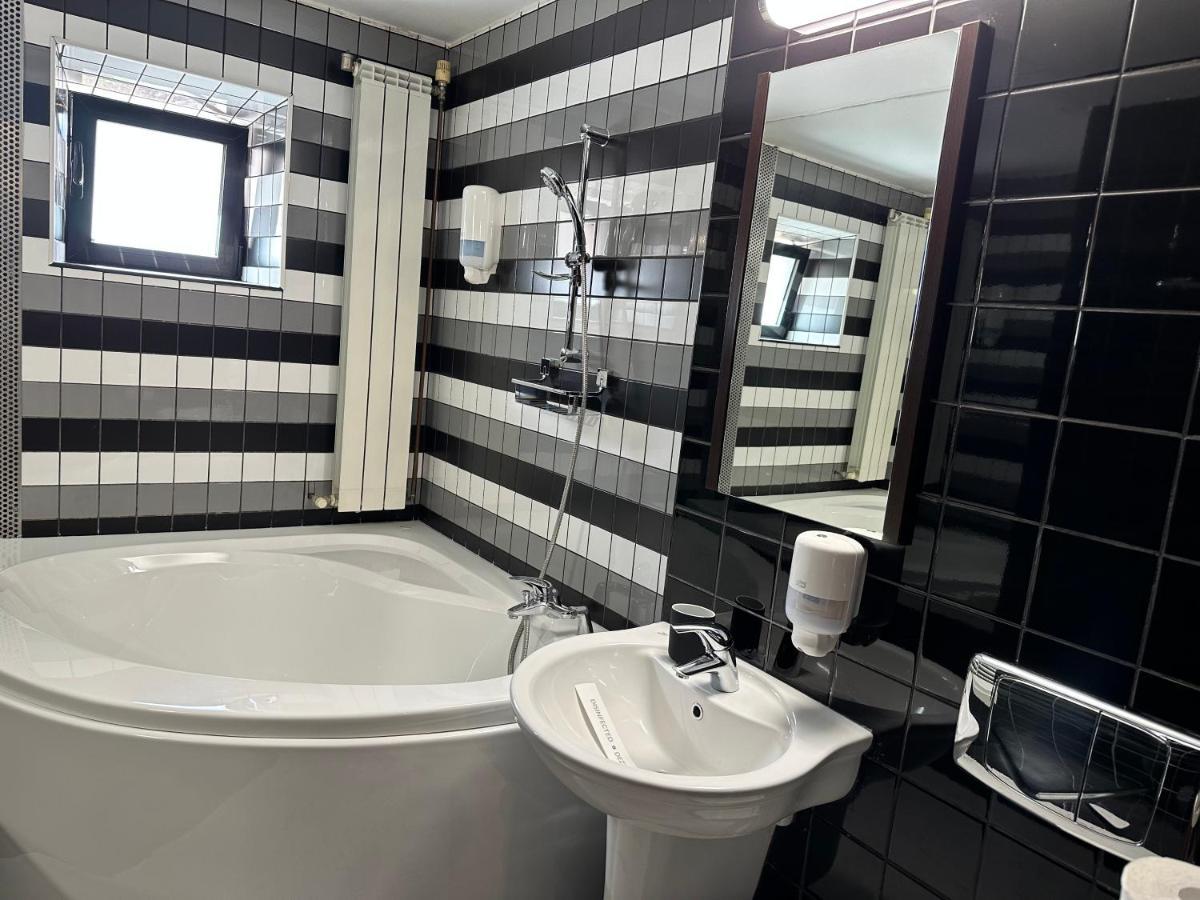Nerva Traian Studio Apartment Букурещ Екстериор снимка