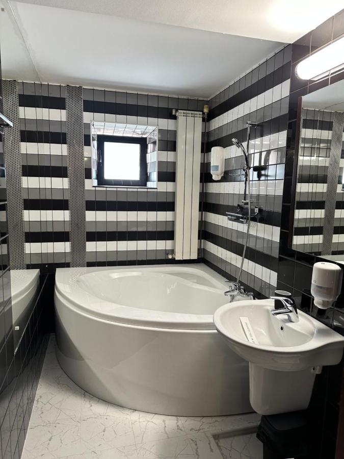 Nerva Traian Studio Apartment Букурещ Екстериор снимка